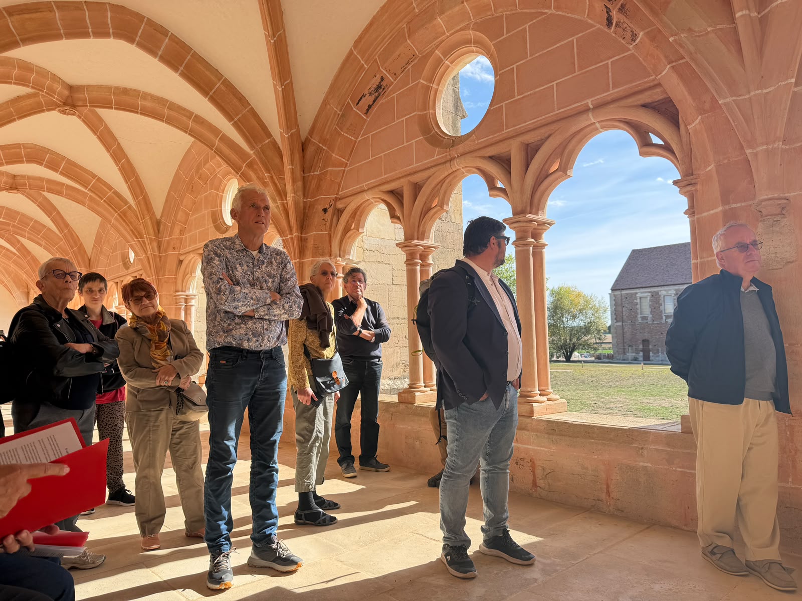 Le Secours Catholique en visite à l'abbaye de Citeaux