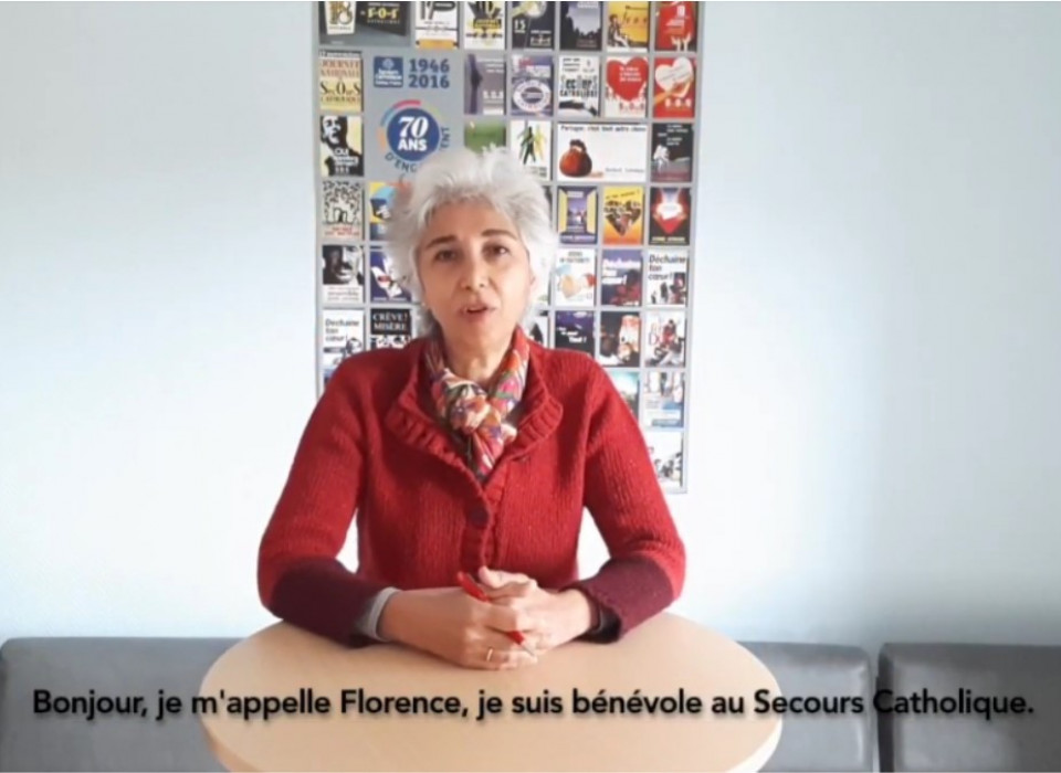 Florence, responsable de l'équipe Apprentissage du français du Secours Catholique Dijon