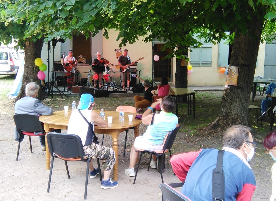 équipe du Secours Catholique, concert à Nevers, samedi 12 juin 2021