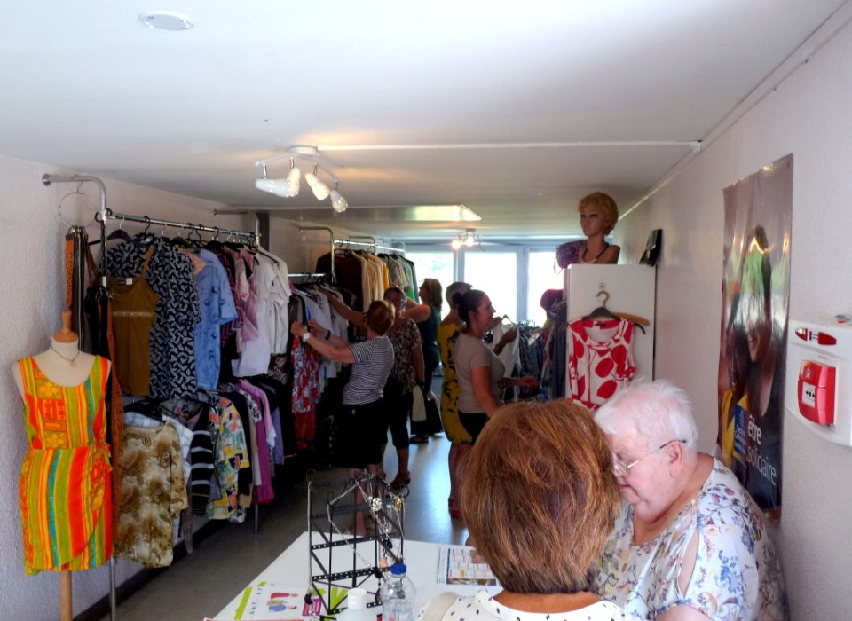 Braderie d'été à la boutique solidaire de Joigny