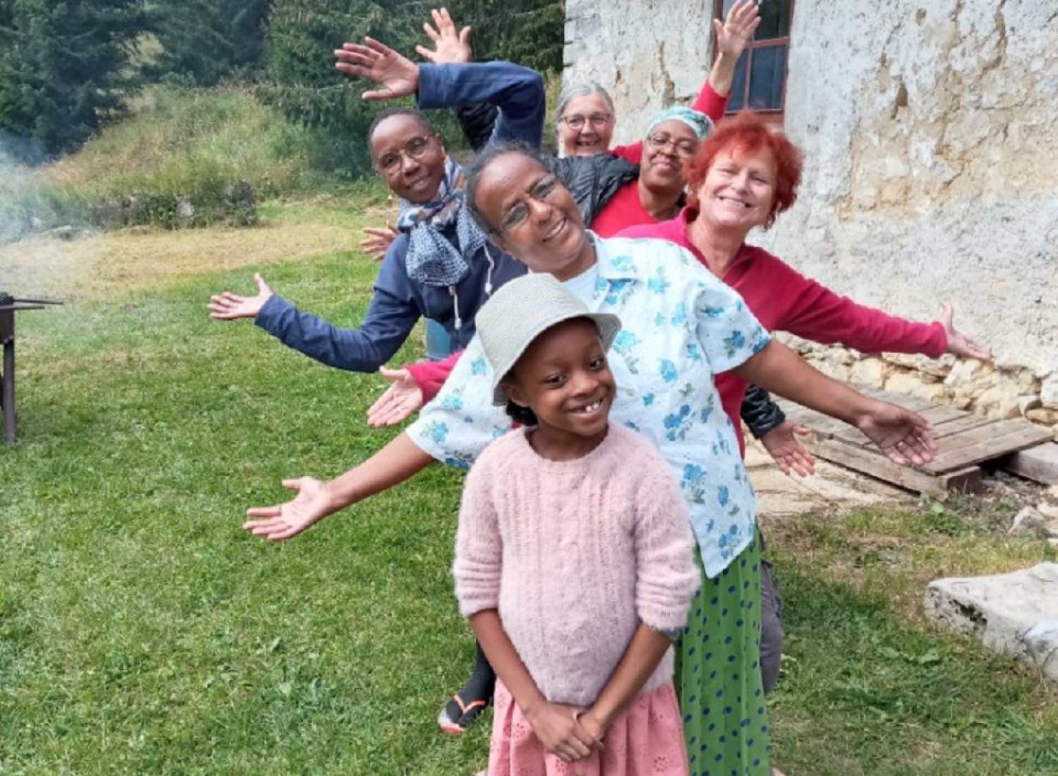 C’est la fin d’une belle semaine de vacances. Nigisti qui parle peu le français n’a qu’un mot pour dire sa joie : « Alléluia ! ». Pour Geneviève, ce fut : « une belle semaine Laudato Si », proche de la nature, dans la simplicité, la joie et l’espérance. 