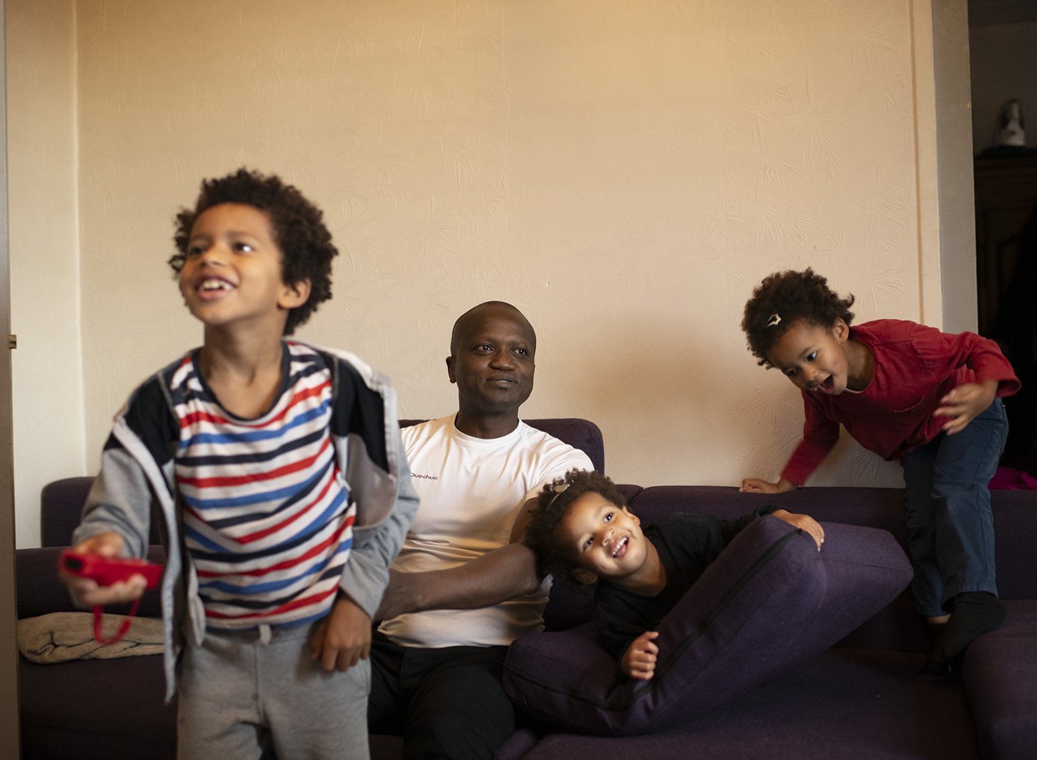 Élie entouré de ses enfants